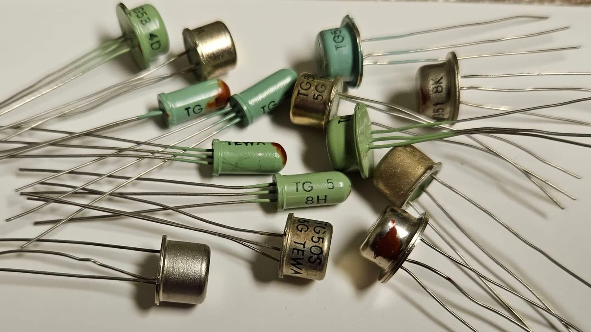 Transistor
